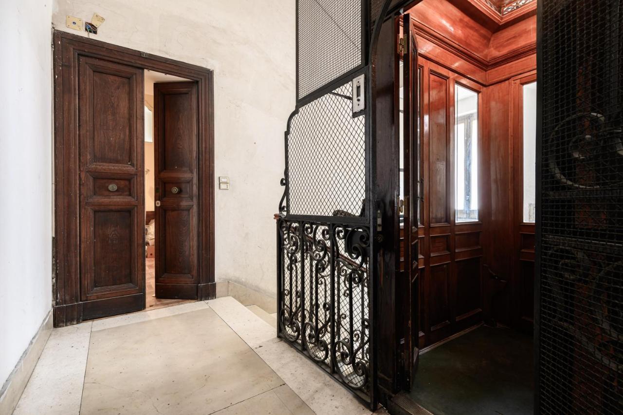 Viale Calascione 7 Napoli Bagian luar foto